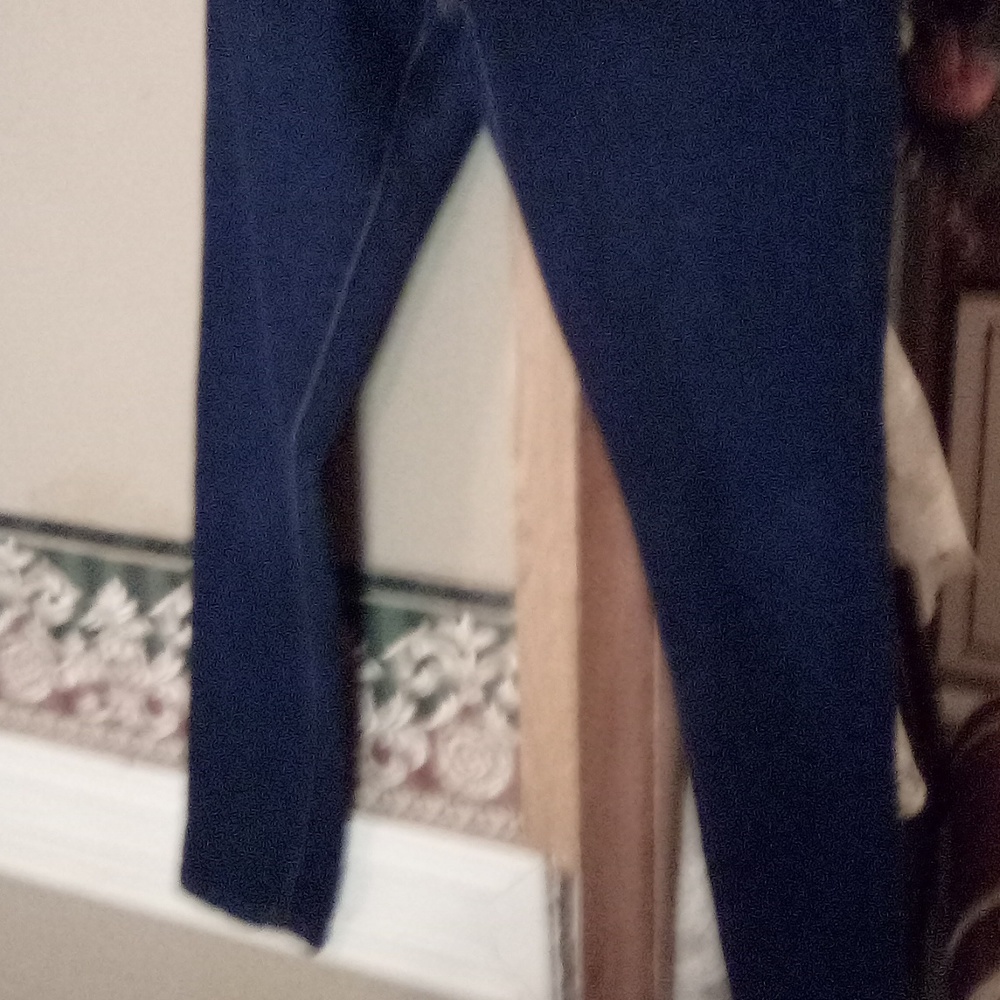 High Rise Jeans - Picture 4 of 10
